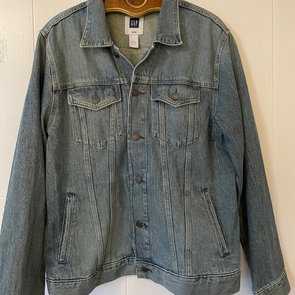GAP Denim Jacket size large Jean jacket - Picture 1 of 7